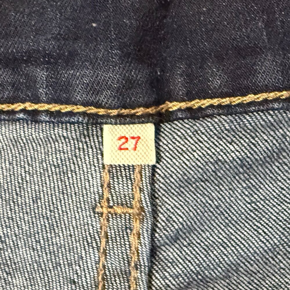 Levi’s Shorts - Size 27 - Picture 11 of 12